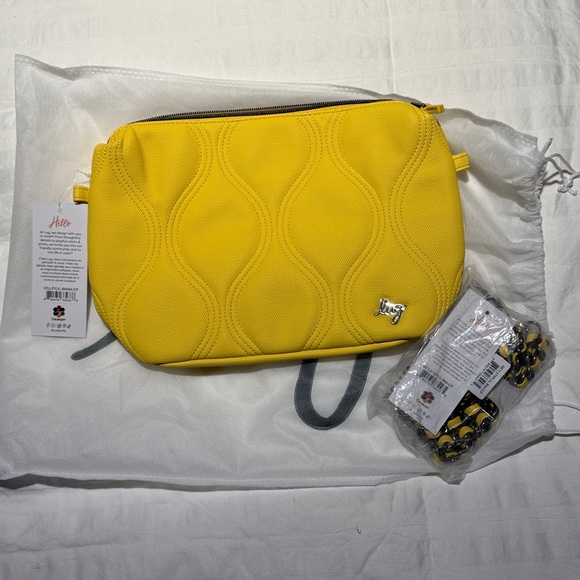 Lug Banana Yellow Bundle Volley Zip Pouch & Chain Strap Matte Luxe NWT - Picture 10 of 13